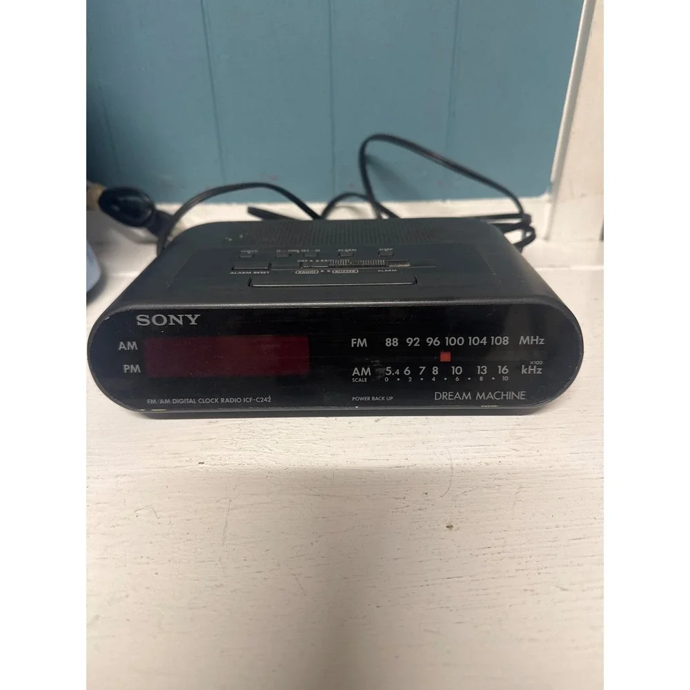 Sony Dream‎ Machine AM FM Digital Clock Radio ICF-C240 Black